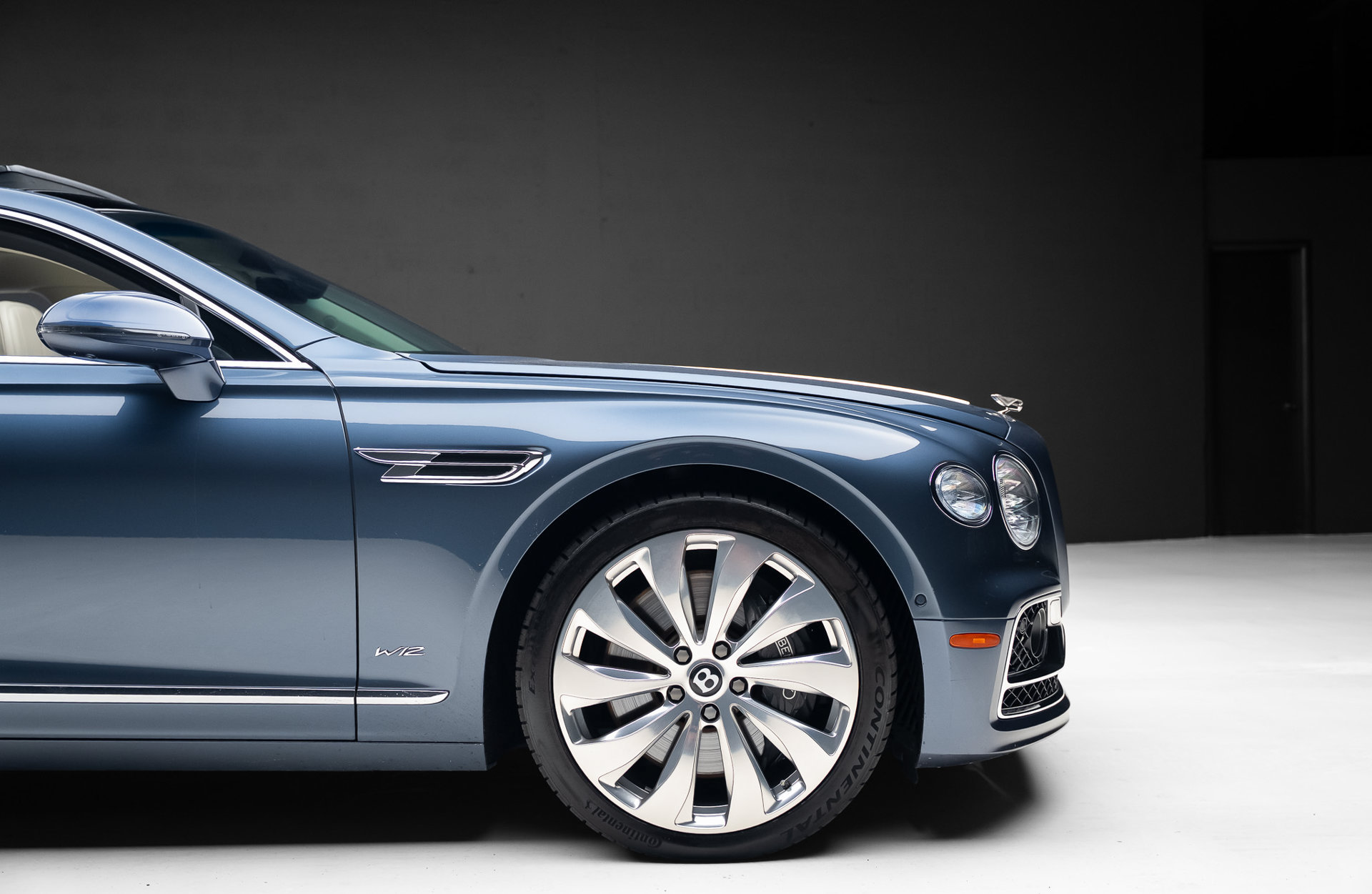 Used 2020 Bentley Flying Spur W12 AWD/4WD image 38