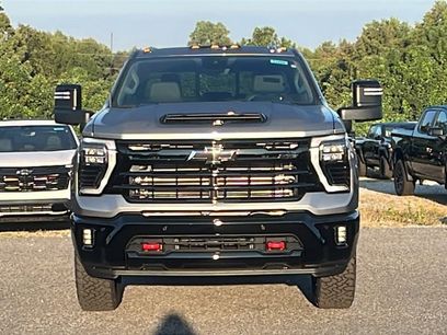 New 2026 Chevrolet Silverado 2500 LTZ w/ Trail Boss Package