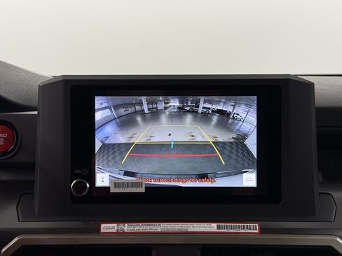 Used 2025 Toyota Tacoma TRD Off-Road image 27