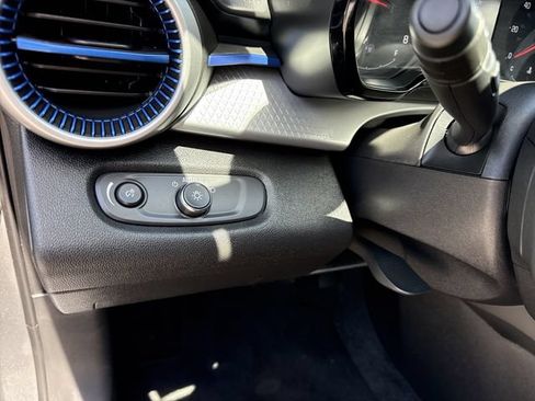 Used 2024 Chevrolet Trax LS w/ LS Convenience Package FWD image 31