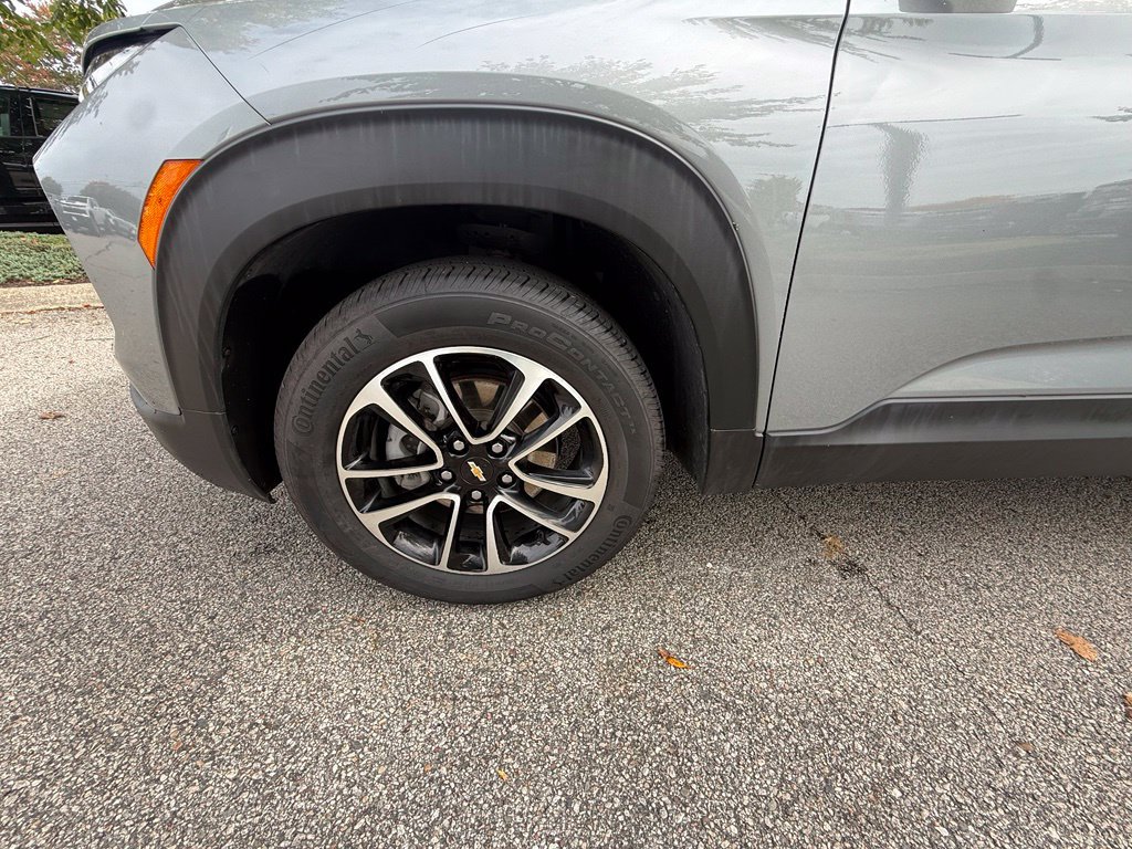 Used 2024 Chevrolet TrailBlazer LT w/ Driver Confidence Package AWD/4WD image 28