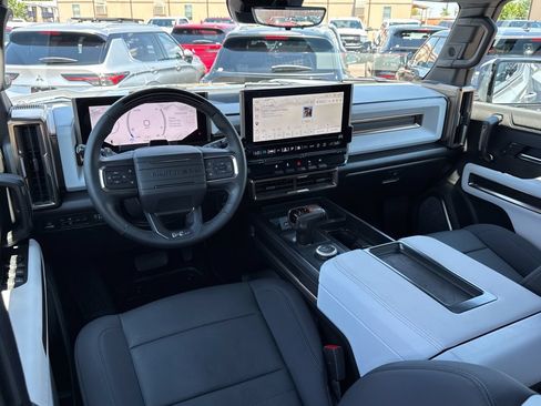 Used 2025 GMC Hummer EV 3X AWD/4WD image 7