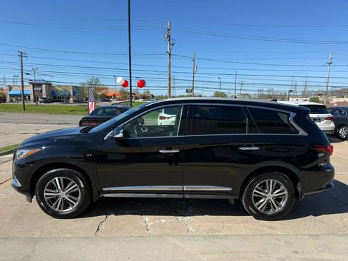 Used 2020 INFINITI QX60 Luxe w/ Essential Package image 7