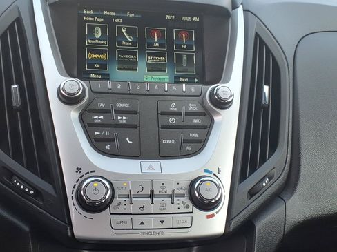 Used 2017 Chevrolet Equinox LT w/ Convenience Package FWD image 19