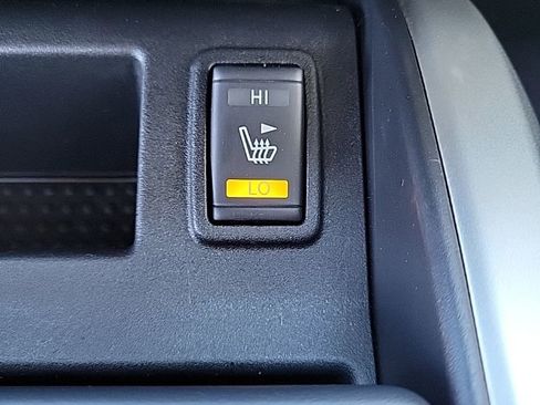 Certified 2021 Nissan Titan SL w/ Moonroof Package image 29