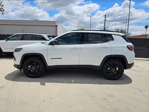 New 2026 Jeep Compass Latitude AWD/4WD image 4