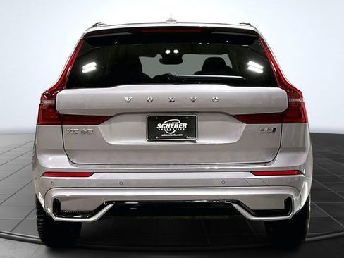New 2026 Volvo XC60 B5 Core w/ Protection Package Premier AWD/4WD image 5