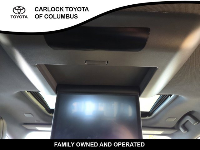 Used 2022 Toyota Sienna Platinum AWD/4WD image 21