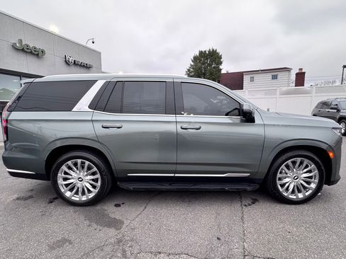 Used 2023 Cadillac Escalade Premium Luxury w/ Performance Package image 8