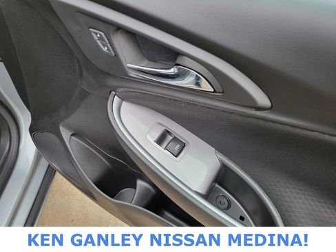 Used 2024 Chevrolet Malibu LT image 51