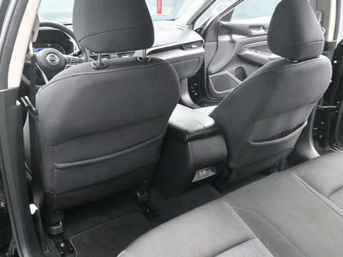 Used 2020 Nissan Altima 2.5 S FWD image 16