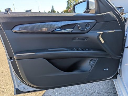 Used 2019 Cadillac CT6 V w/ Driver Assist Package image 10