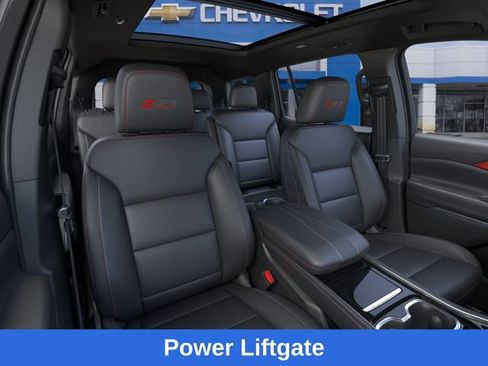 New 2026 Chevrolet Traverse Z71 w/ Driver Confidence Package AWD/4WD image 17