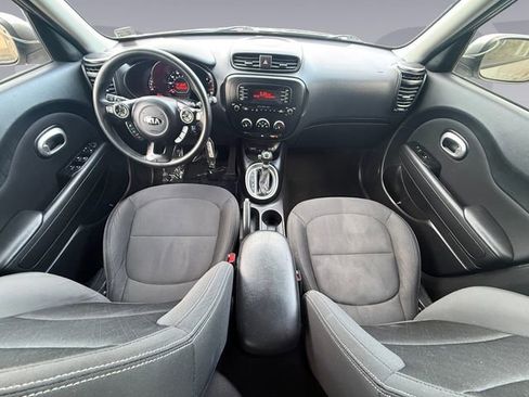 Used 2014 Kia Soul FWD image 12