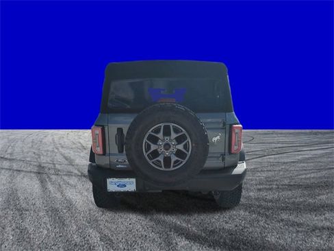 New 2025 Ford Bronco Badlands image 5