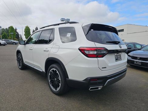 New 2026 Honda Pilot image 6