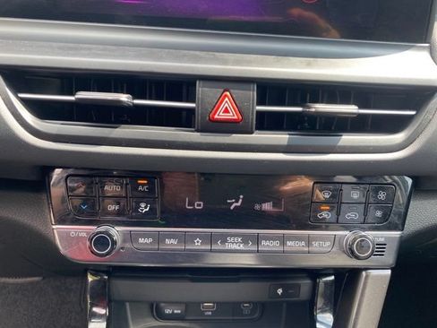 Used 2024 Kia Seltos EX AWD/4WD image 20