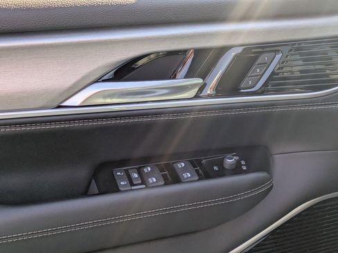 New 2026 Jeep Grand Wagoneer Limited w/ Premium Group II image 11