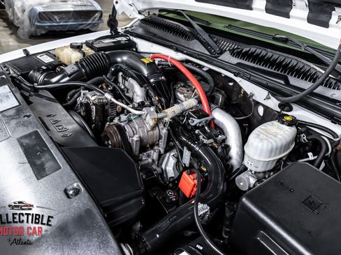 Used 2005 GMC Sierra 2500 SLT w/ Heavy-Duty Power Package AWD/4WD image 87
