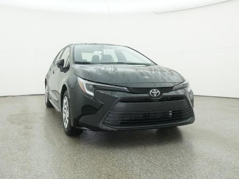 New 2026 Toyota Corolla LE image 32