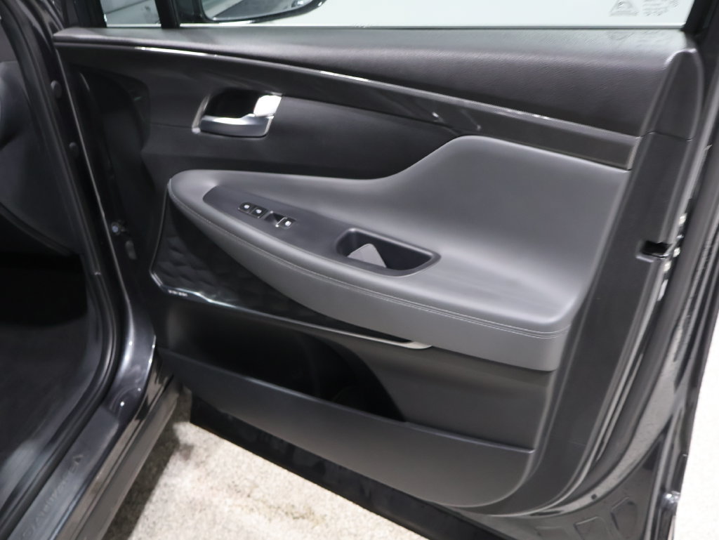 Used 2023 Hyundai Santa Fe Limited AWD/4WD image 25