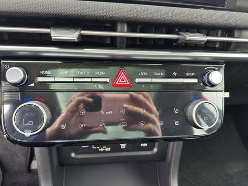 New 2026 Hyundai Tucson Limited AWD/4WD image 22