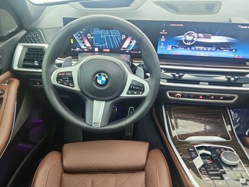 Used 2026 BMW X7 xDrive40i image 41