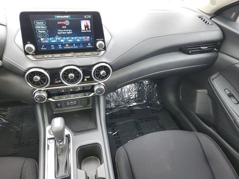 Used 2025 Nissan Sentra SV image 16