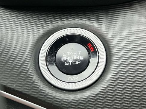 Used 2025 Jeep Grand Cherokee Laredo X w/ Luxury Tech Group I AWD/4WD image 27