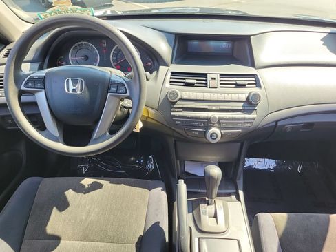 Used 2010 Honda Accord LX image 10