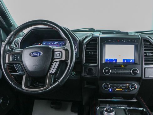 Used 2021 Ford Expedition Limited RWD image 18