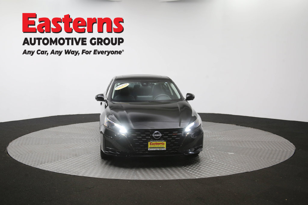 Used 2023 Nissan Altima 2.0 SR FWD image 56
