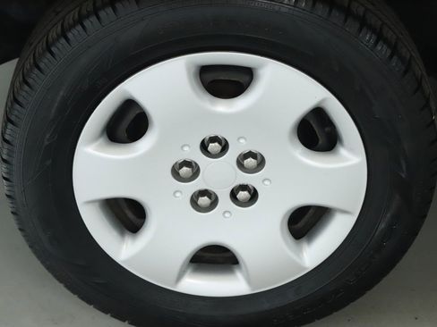 Used 2007 Chrysler PT Cruiser image 37