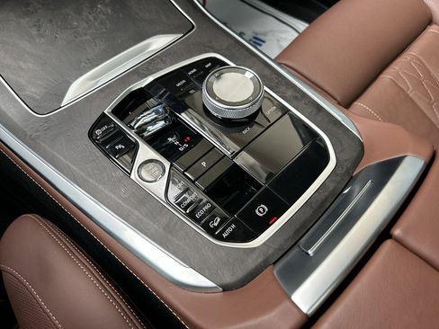 Used 2024 BMW X5 M60i image 23