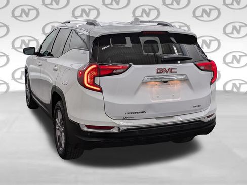 Used 2022 GMC Terrain SLT AWD/4WD image 30