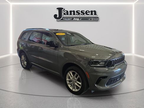 Used 2025 Dodge Durango GT AWD/4WD image 6