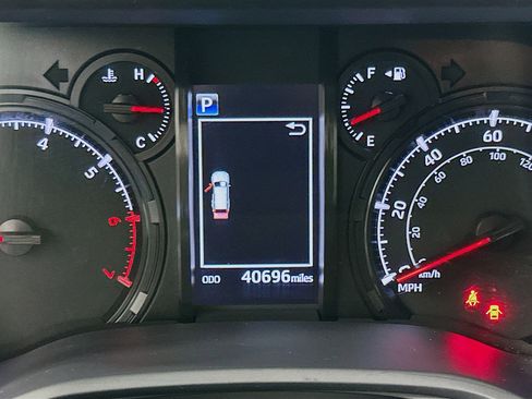 Used 2024 Toyota 4Runner SR5 image 18