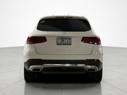 Used 2021 Mercedes-Benz GLC 300 image 4