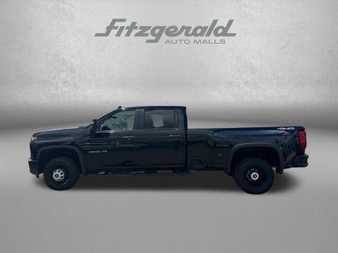 Used 2022 Chevrolet Silverado 3500 W/T w/ WT Convenience Package AWD/4WD image 3