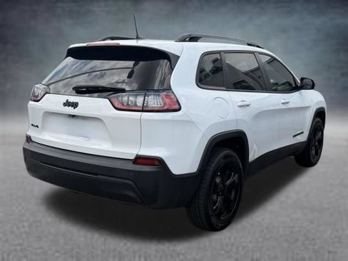 Used 2023 Jeep Cherokee Altitude Lux w/ Lux Elite Package AWD/4WD image 3