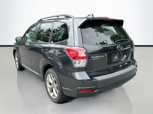 Used 2017 Subaru Forester 2.5i Touring AWD/4WD image 7