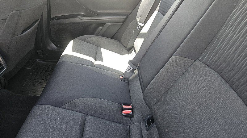 Used 2025 Toyota Camry LE AWD/4WD image 8