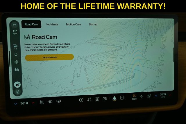 Used 2025 Rivian R1S Premium Dual AWD/4WD image 27