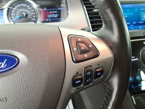 Used 2018 Ford Taurus SHO image 16