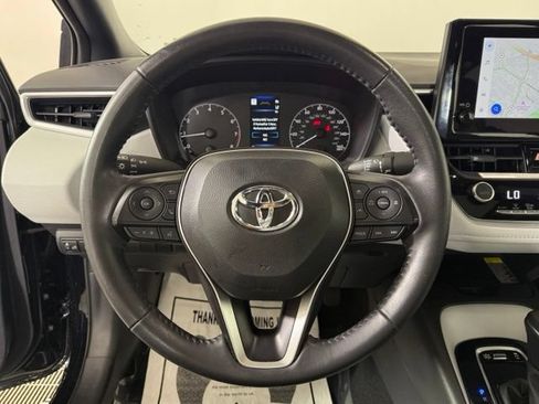 Used 2024 Toyota Corolla SE w/ SE Premium Package FWD image 36