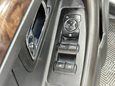 Used 2016 Ford Taurus Limited w/ Equipment Group 301A AWD/4WD image 51