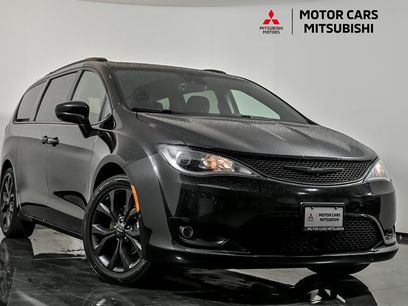 Used 2019 Chrysler Pacifica Touring Plus w/ Advanced Safetytec Group
