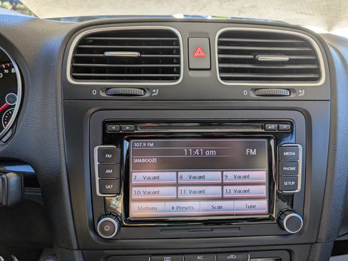 Used 2012 Volkswagen Golf 2-Door image 17