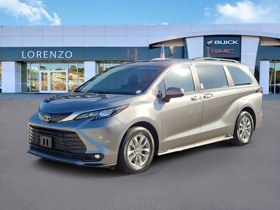 Used 2026 Toyota Sienna XLE