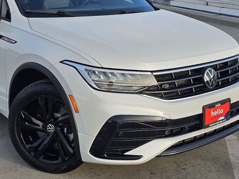 Used 2024 Volkswagen Tiguan SE R-Line image 5